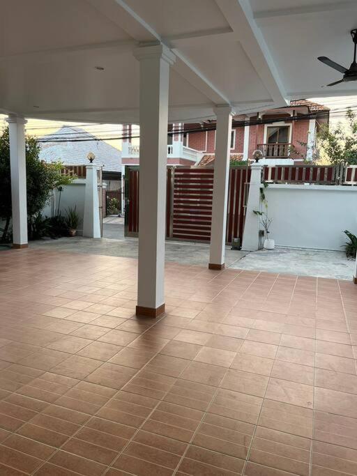 Lagoon Villa Pattaya